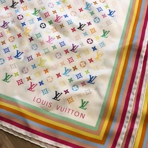 Louis Vuitton silk 27” scarf
